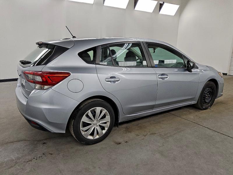 Фото 3 - SUBARU IMPREZA