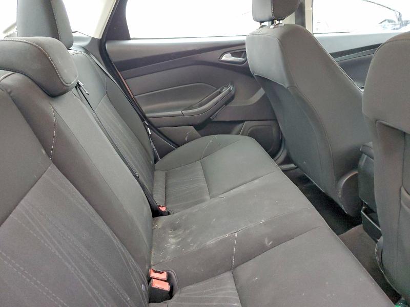 Фото 10 - FORD FOCUS