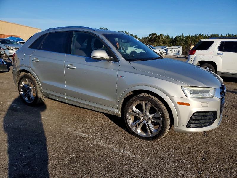 Фото 4 - AUDI Q3