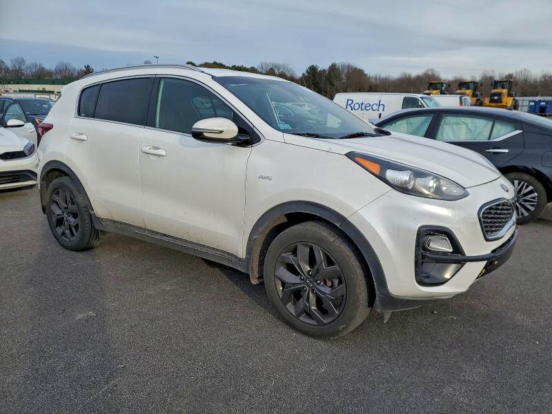 Фото 4 - KIA SPORTAGE