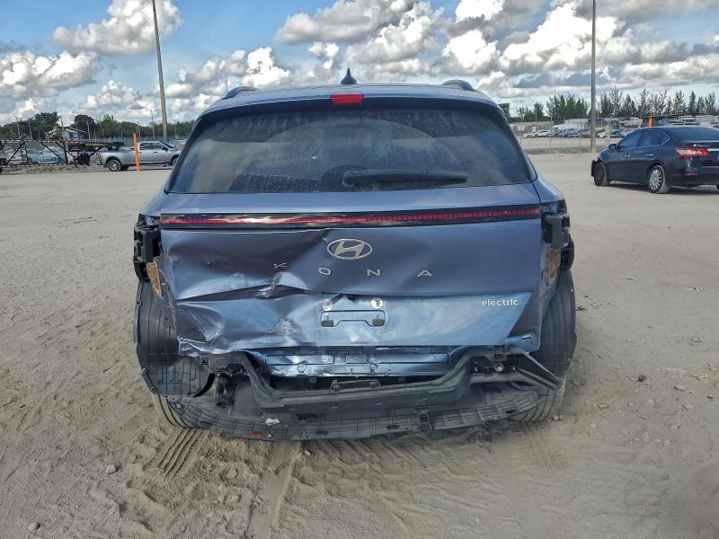 Фото 6 - HYUNDAI KONA