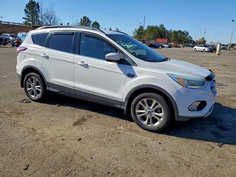 Фото 4 - FORD ESCAPE