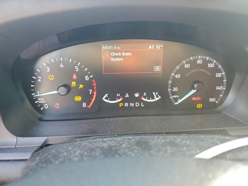 Фото 9 - FORD EXPLORER