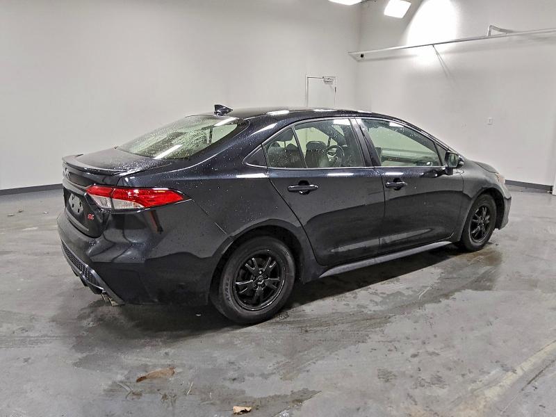 Фото 3 - TOYOTA COROLLA