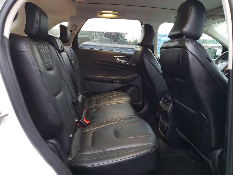 Фото 11 - FORD EDGE