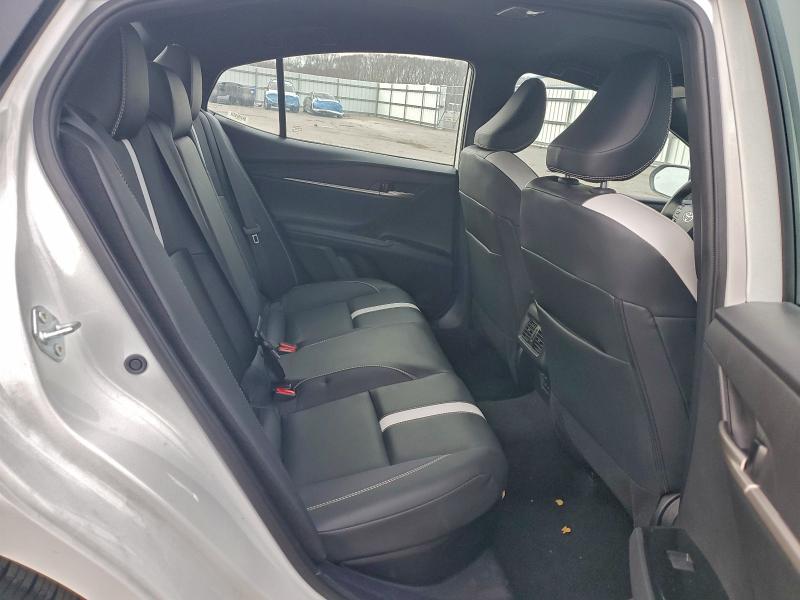 Фото 10 - TOYOTA CAMRY