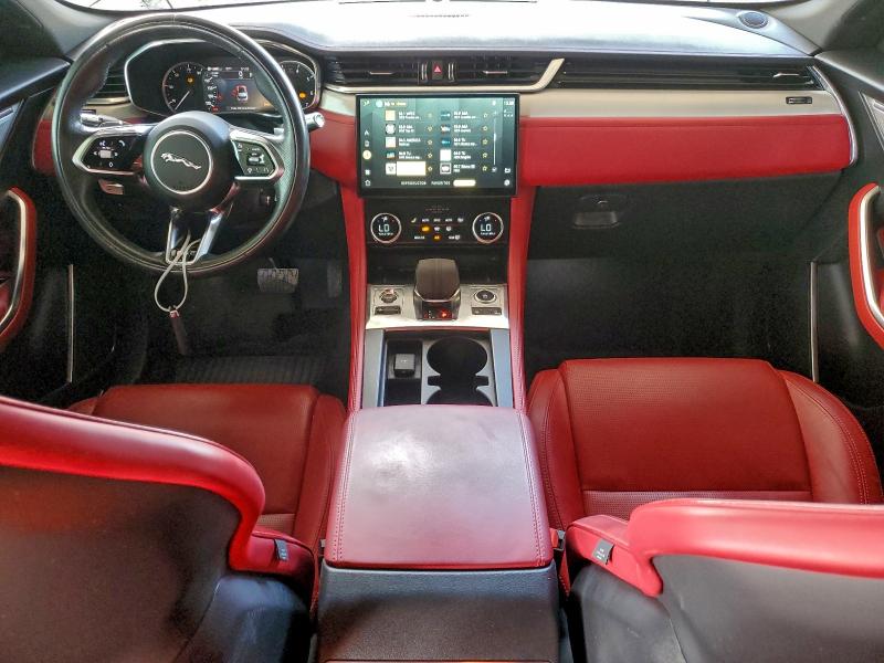 Фото 8 - JAGUAR F-PACE