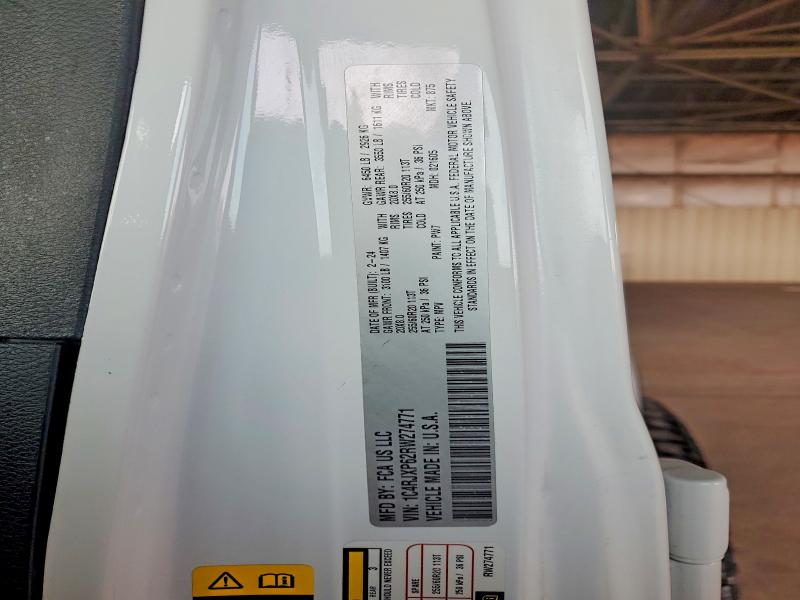 Фото 12 - JEEP WRANGLER