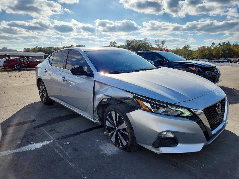 Фото 4 - NISSAN ALTIMA