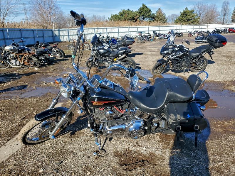 HARLEY-DAVIDSON FXSTC 2010