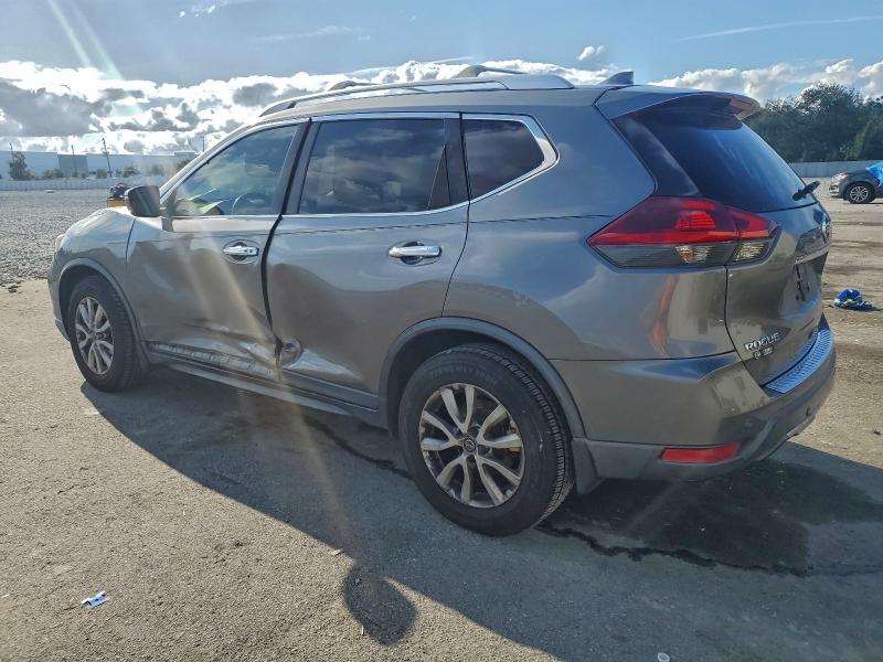 Фото 2 - NISSAN ROGUE