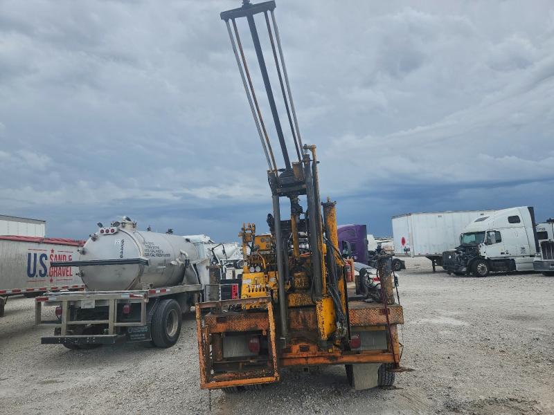 Фото 6 - FORD F650