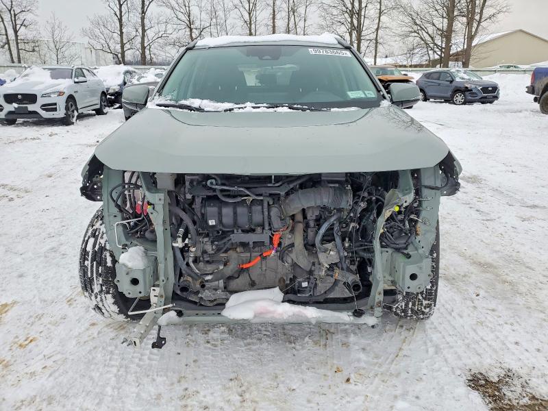 Фото 5 - TOYOTA RAV4