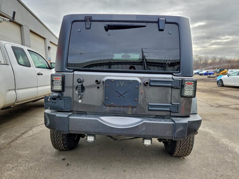 Фото 6 - JEEP WRANGLER