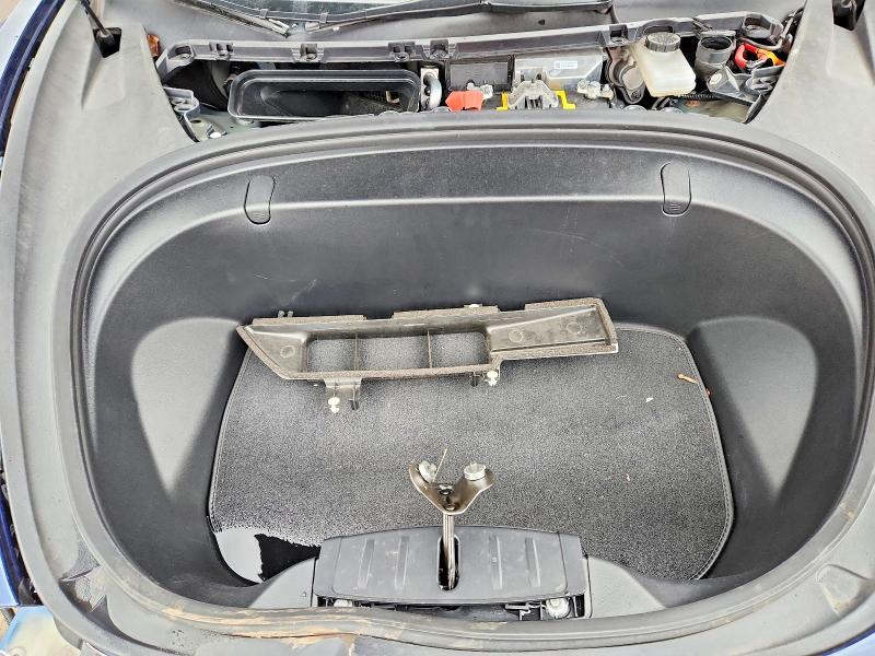 Фото 11 - TESLA MODEL 3