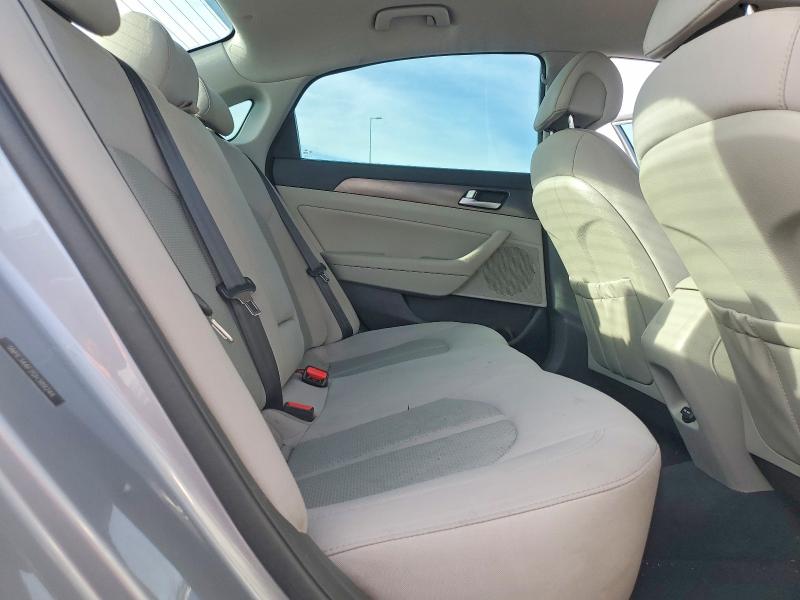 Фото 10 - HYUNDAI SONATA