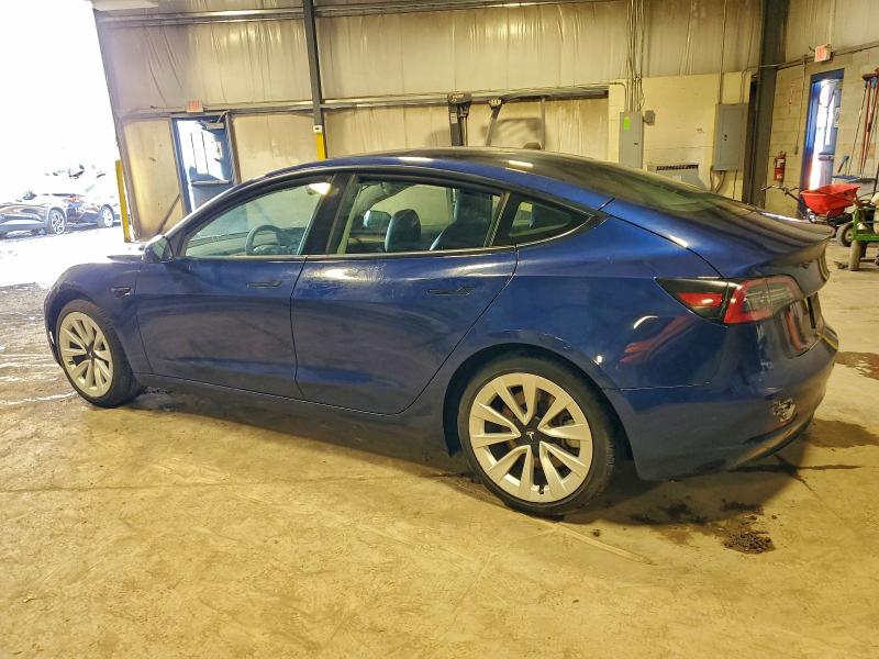 Фото 2 - TESLA MODEL 3