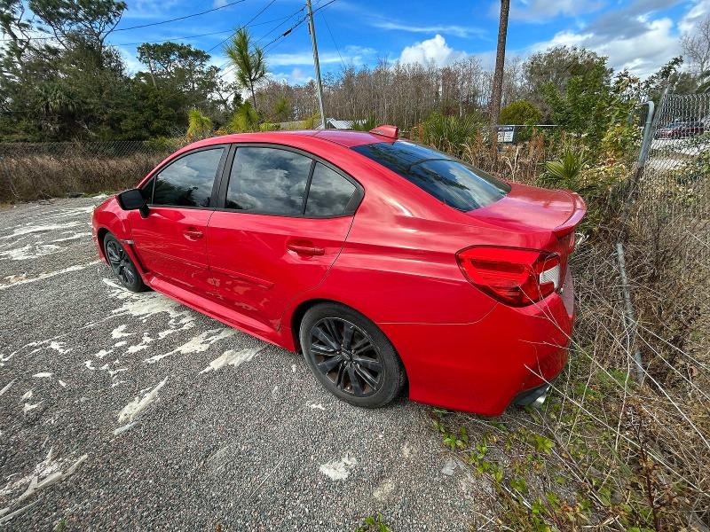 Фото 3 - SUBARU WRX