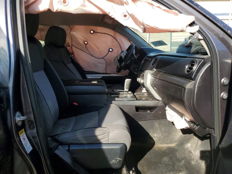 Фото 7 - TOYOTA TUNDRA