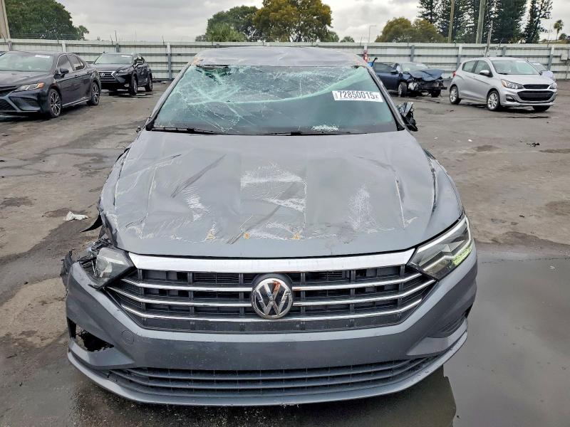 Фото 5 - VOLKSWAGEN JETTA