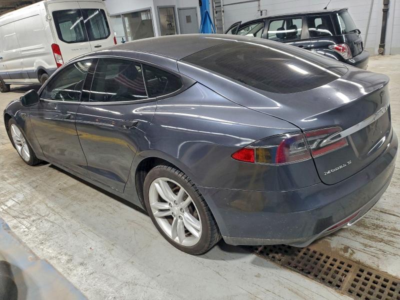 TESLA MODEL S 2015 VIN 5YJSA1H27FFP77495