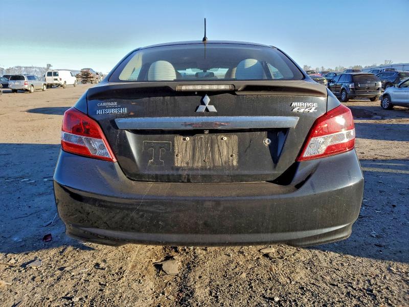 Фото 6 - MITSUBISHI MIRAGE