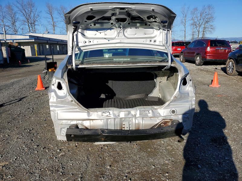 Фото 6 - TOYOTA COROLLA