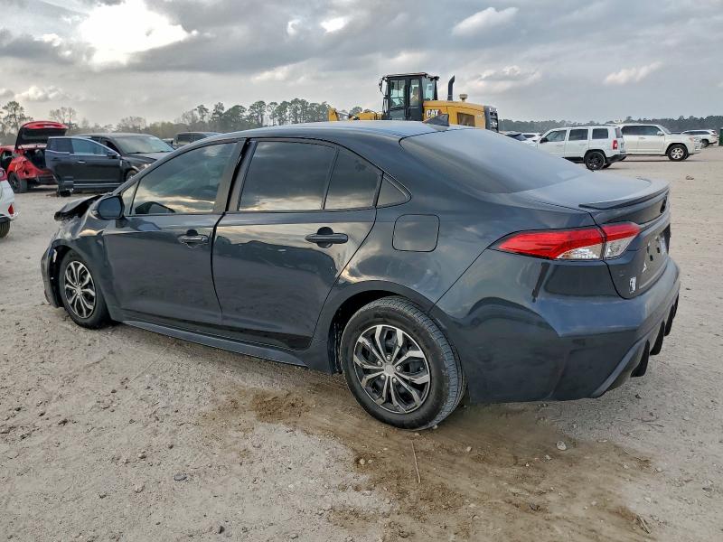 Фото 2 - TOYOTA COROLLA