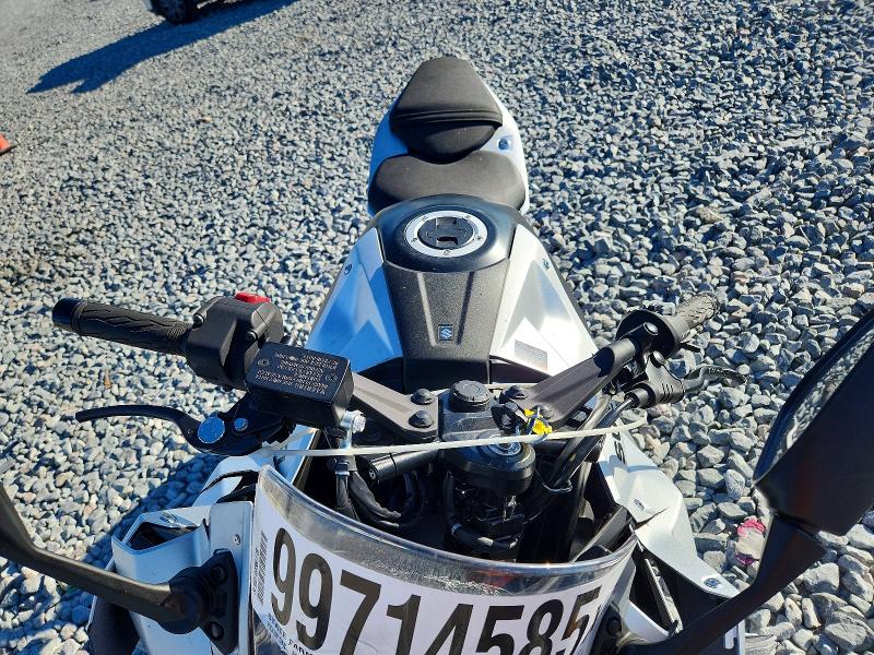 Фото 5 - SUZUKI GSX800 F