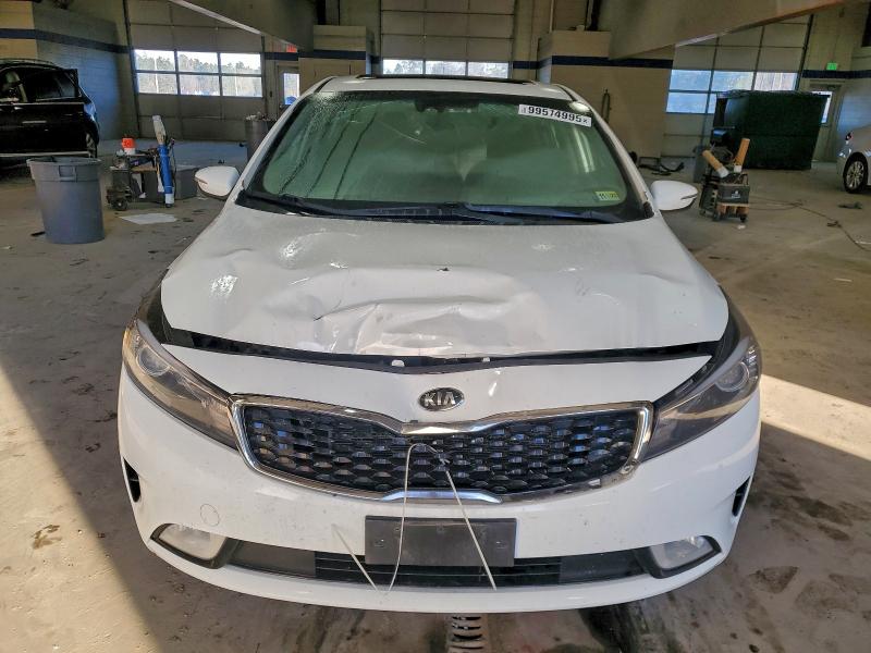 Фото 5 - KIA FORTE