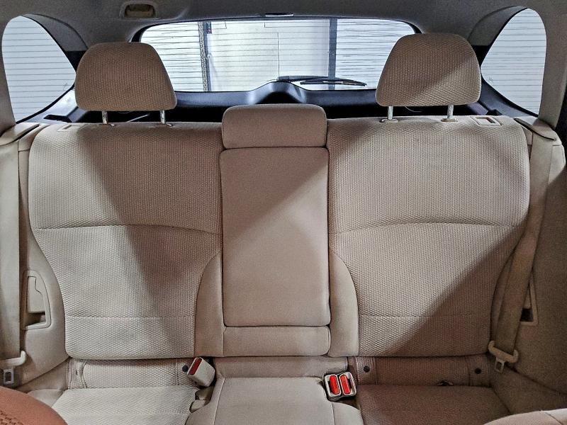 Фото 10 - SUBARU OUTBACK