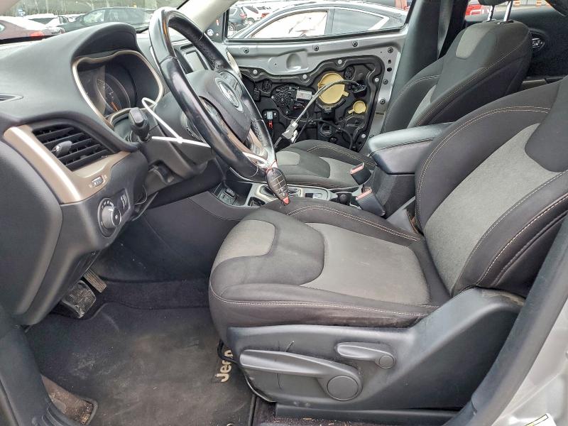 Фото 7 - JEEP GRAND CHER