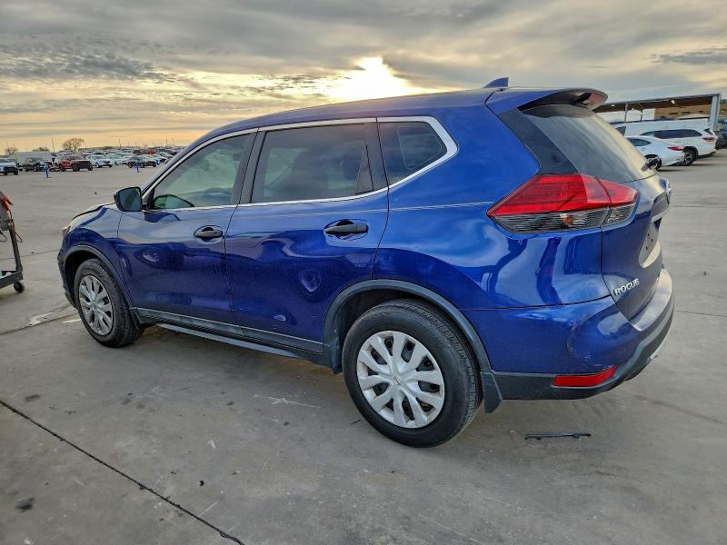 Фото 2 - NISSAN ROGUE