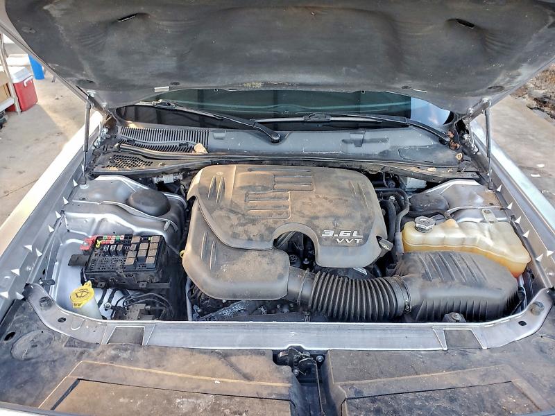 Фото 11 - DODGE CHALLENGER