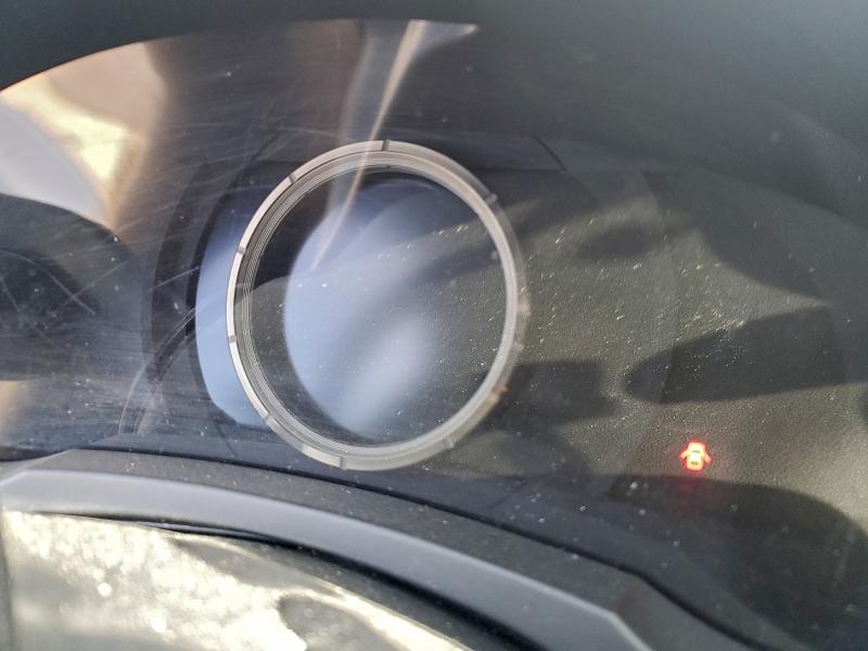 Фото 9 - LEXUS RX350