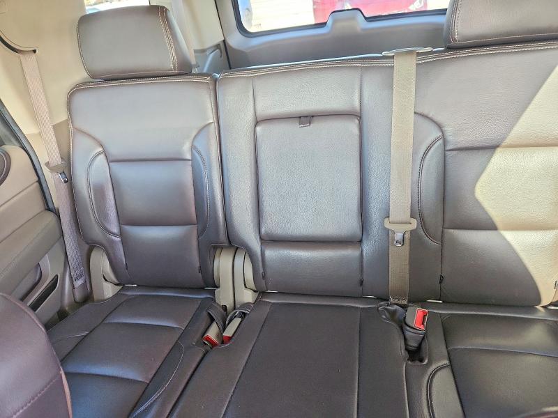 Фото 10 - GMC YUKON