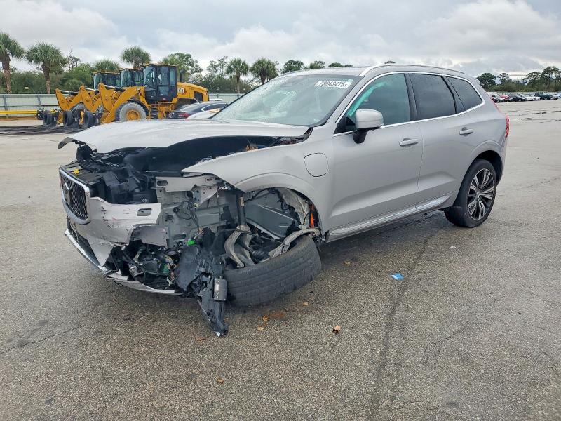 VOLVO XC60 PLUS 2023 VIN YV4H60DN1P1219378