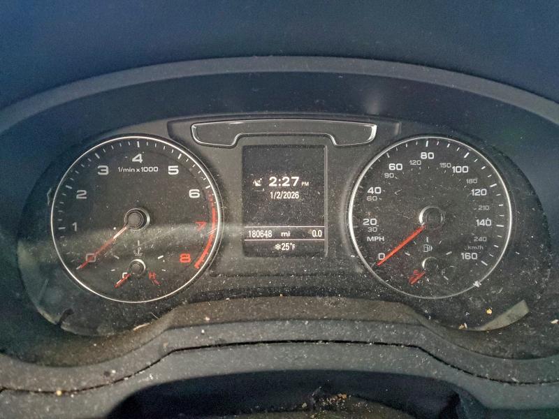 Фото 9 - AUDI Q3