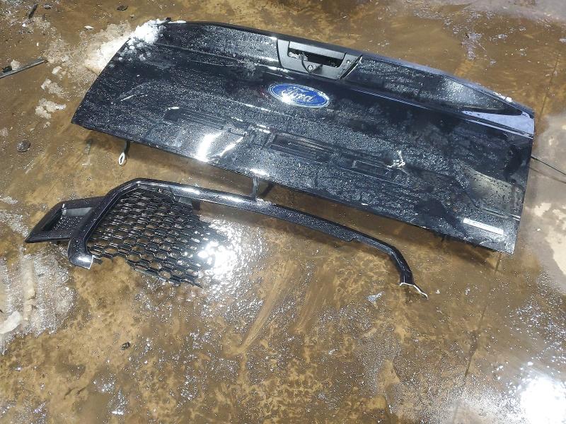 Фото 12 - FORD F-150