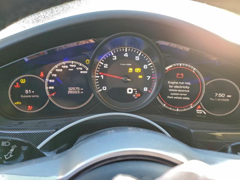 Фото 9 - PORSCHE PANAMERA