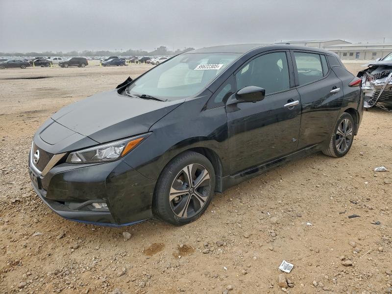 Фото 1 - NISSAN LEAF