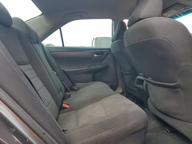 Фото 10 - TOYOTA CAMRY