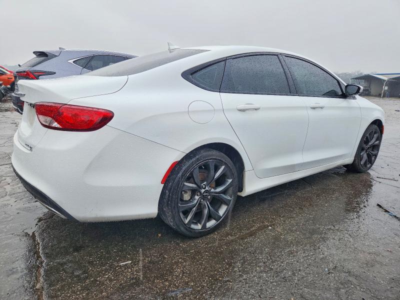 Фото 3 - CHRYSLER 200