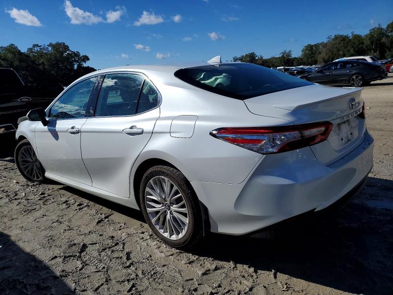 Фото 1 - TOYOTA CAMRY