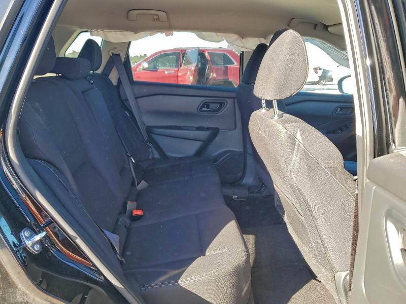 Фото 11 - NISSAN ROGUE