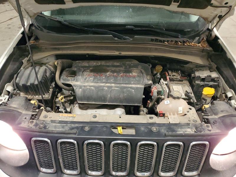 Фото 12 - JEEP RENEGADE