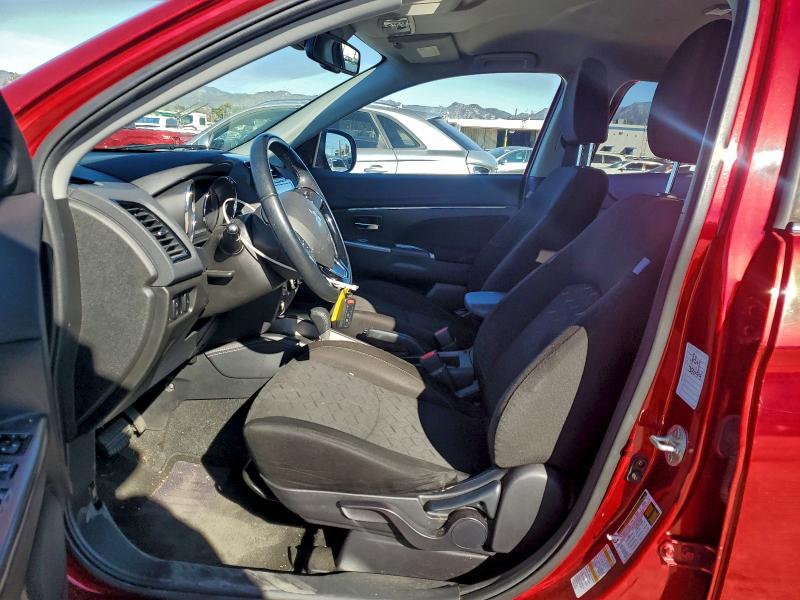 Фото 7 - MITSUBISHI OUTLANDER