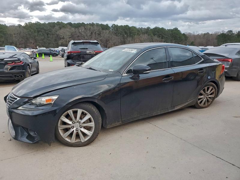 Фото 1 - LEXUS IS