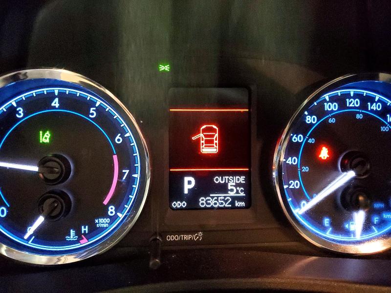 Фото 9 - TOYOTA COROLLA