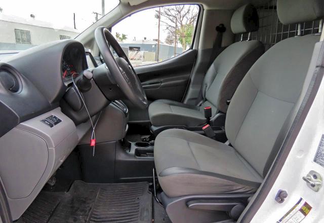 Фото 9 - NISSAN NV